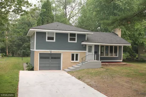 2732 Quebec Ave N, New Hope, MN 55427