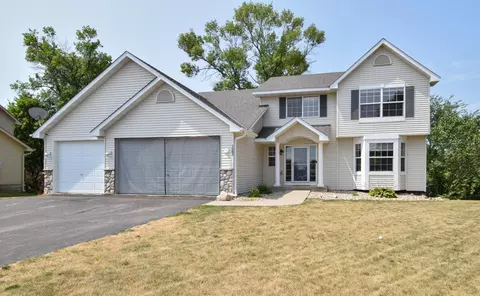 122 Pheasant Ridge Dr, Montrose, MN 55363