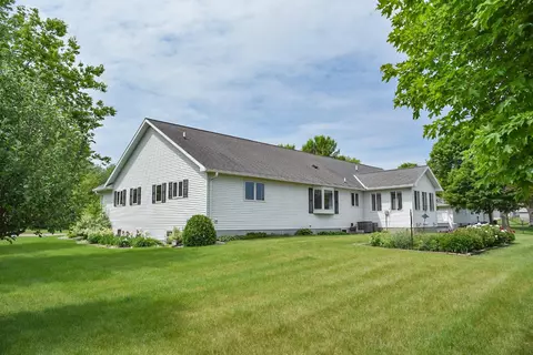 321 Beech St E, Trimont, MN 56176 photo 9