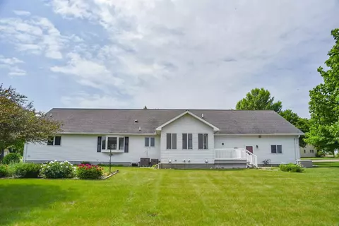 321 Beech St E, Trimont, MN 56176 photo 7