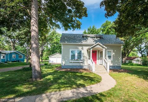 2239 Saint Stephens St, Roseville, MN 55113
