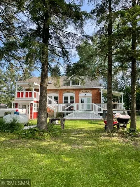 176 30th St, Clear Lake, WI 54005