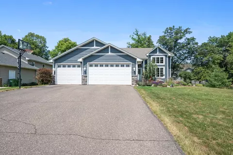 23 Century Trl, Lino Lakes, MN 55014