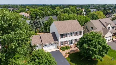 3603 Commonwealth Cir, Woodbury, MN 55125