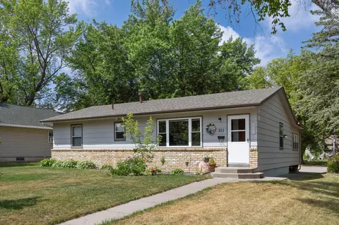 511 4th Ave S, Princeton, MN 55371