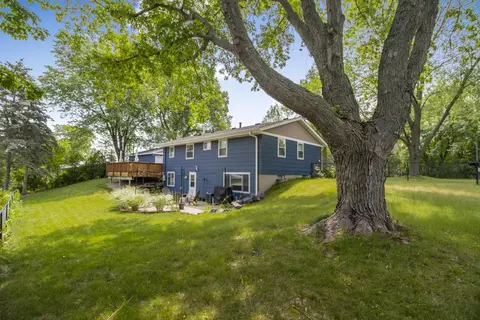625 Chapel Ln, Eagan, MN 55121 photo 24
