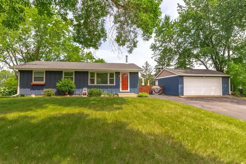 625 Chapel Ln, Eagan, MN 55121