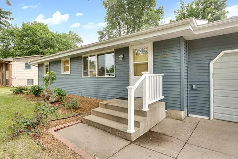 20580 Idalia Ave, Lakeville, MN 55044