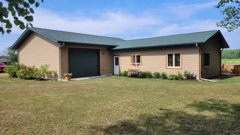 509 32nd Ave SW, Backus, MN 56435