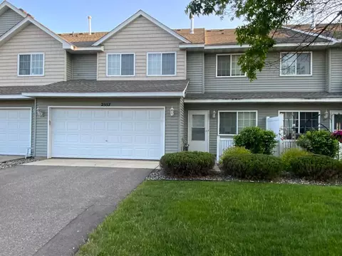 2557 Yellowstone Dr #71, Hastings, MN 55033