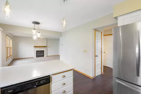 9148 White Oaks Trl, Champlin, MN 55316 photo 13