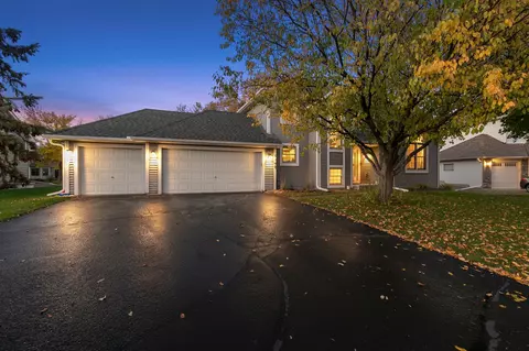 9148 White Oaks Trl, Champlin, MN 55316 photo 1