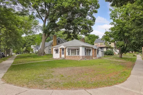 5555 Shoreview Ave, Minneapolis, MN 55417