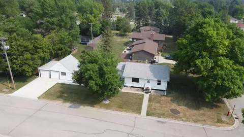 720 2nd St SE, Elbow Lake, MN 56531