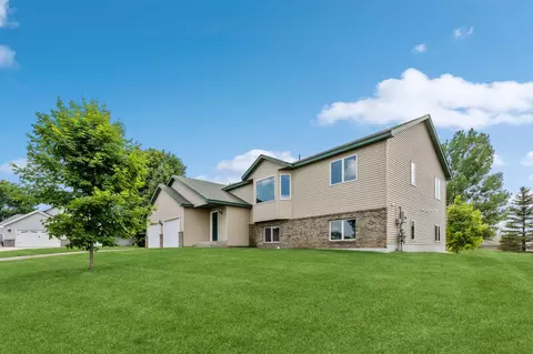 601 5th Ave NE, Saint Joseph, MN 56374