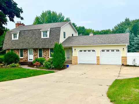 535 Lowry Ct NW, Rochester, MN 55901