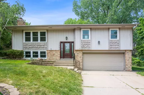 13224 Northern Dr, Burnsville, MN 55337