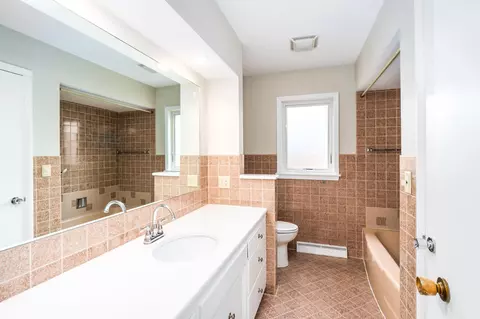 3620 E Superior St, Duluth, MN 55804 photo 25
