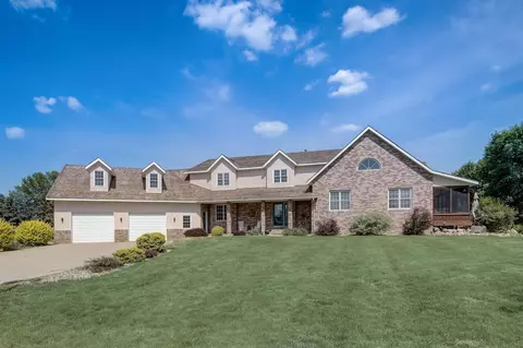20908 Flower Rd, Silver Lake, MN 55381