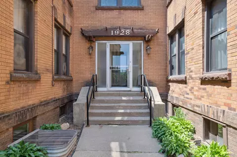 1928 Aldrich Ave S #B104, Minneapolis, MN 55403