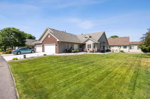 194 Goldfinch Ln, Clearwater, MN 55320