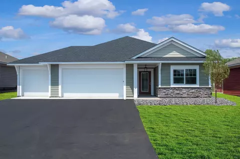 17781 Everest Ave, Lakeville, MN 55044