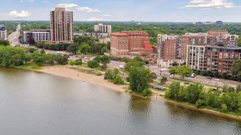 2950 Dean Pkwy #801, Minneapolis, MN 55416