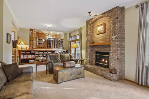 2266 Whispering Trl, Eagan, MN 55122 photo 25