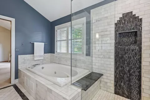 2266 Whispering Trl, Eagan, MN 55122 photo 19