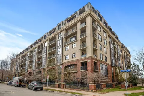317 Groveland Ave #410, Minneapolis, MN 55403