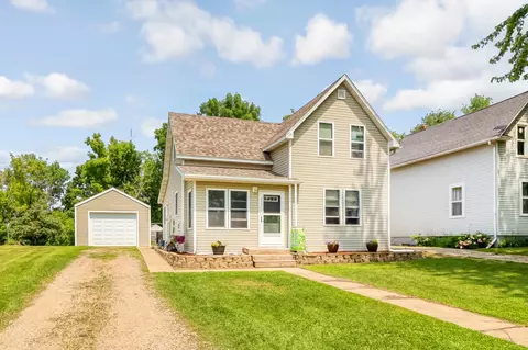 107 Hawley St, Lake Park, MN 56554