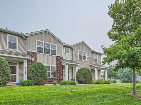 3425 Cherry Ln #B, Woodbury, MN 55129