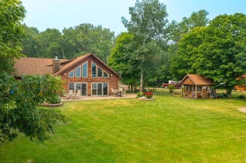 30362 240th St, Detroit Lakes, MN 56501