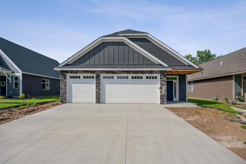 6107 Rivlyn Ave NW, Ramsey, MN 55303