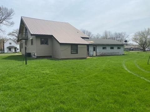 307 N Deaver Ave, Jeffers, MN 56145