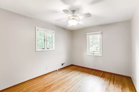 2078 Quartz Ln, Eagan, MN 55122 photo 9