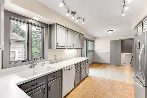 2078 Quartz Ln, Eagan, MN 55122 photo 8