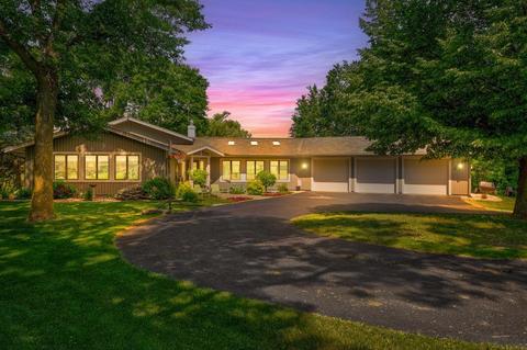 17501 Holt Ct, Faribault, MN 55021