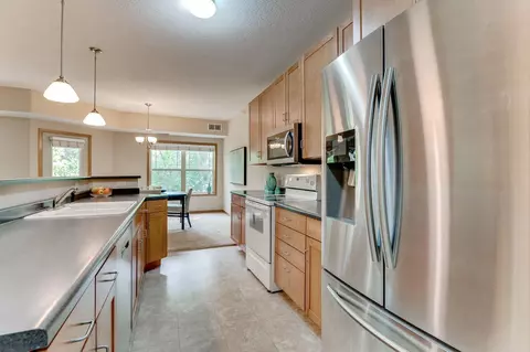 2103 Silver Bell Rd #101, Eagan, MN 55122 photo 7