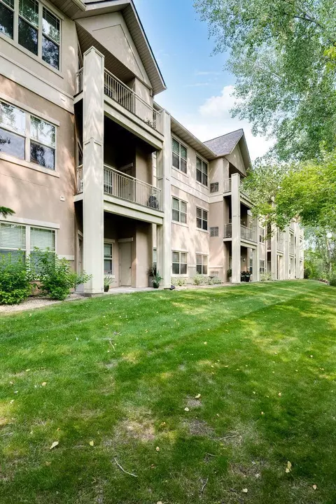 2103 Silver Bell Rd #101, Eagan, MN 55122 photo 3
