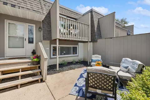 10493 Dupont Rd S, Bloomington, MN 55431