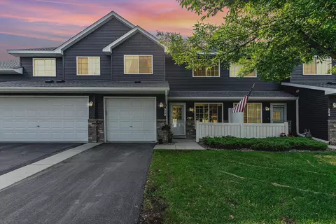 302 Horizon Dr SE #26, New Prague, MN 56071