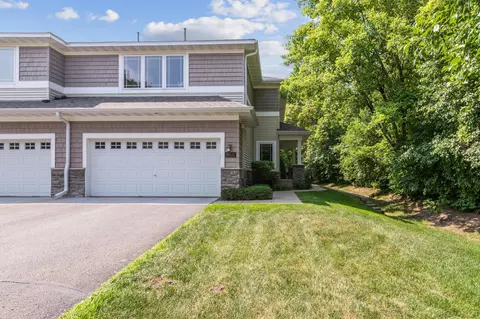 10521 Bay View Ln, Woodbury, MN 55129