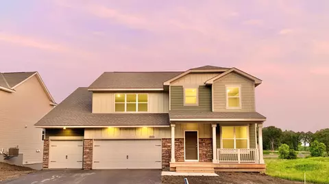 1555 Oak Creek Dr, Chaska, MN 55318