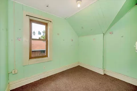 2406 W 6th St, Duluth, MN 55806 photo 15