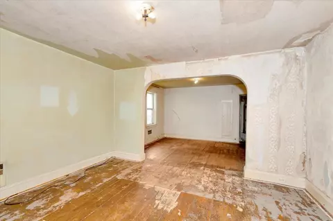 2406 W 6th St, Duluth, MN 55806 photo 2