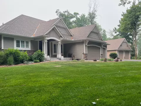 2703 Constance Blvd NE, Ham Lake, MN 55304