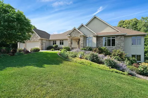 9550 85th St NE, Monticello, MN 55362