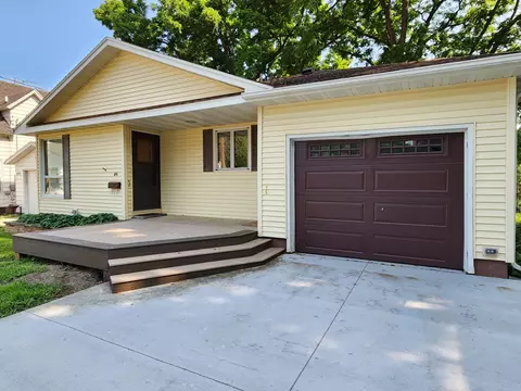 325 4th Ave SW, Plainview, MN 55964 photo 3