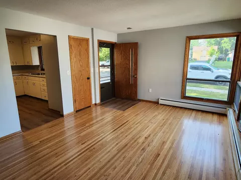 325 4th Ave SW, Plainview, MN 55964 photo 18